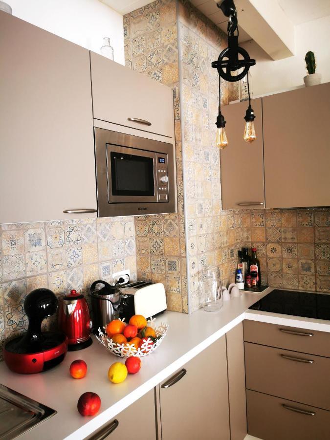 Charming Portuguese Style Apartment, For Rent "Vida A Portuguesa", "Gaivota" Alojamento Local Portimao Ngoại thất bức ảnh